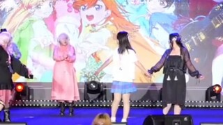 Ketika kami mengumpulkan sekelompok orang di pesta dansa rumah acak