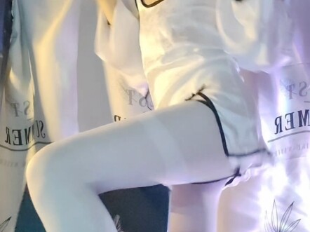 有这样的舍友哥哥几点睡觉口鸭？【旗袍小楠梁】