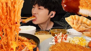 【Food】SIO Mukbang: Ramyeon, dumplings, tonkatsu, curry & rice