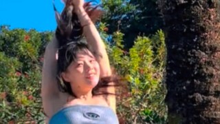 [Những nắm cơm nhỏ] Cùng nhau lăn lộn dưới tán cọ mùa hè ở Miami - Những cô gái dũng cảm