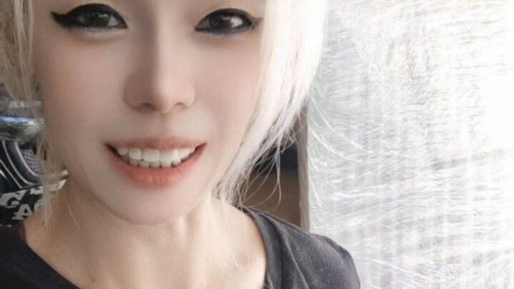 โต๊ะพับสไตล์มินิมอล