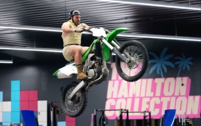 Sheep Tail Fat Garage Motorcycle