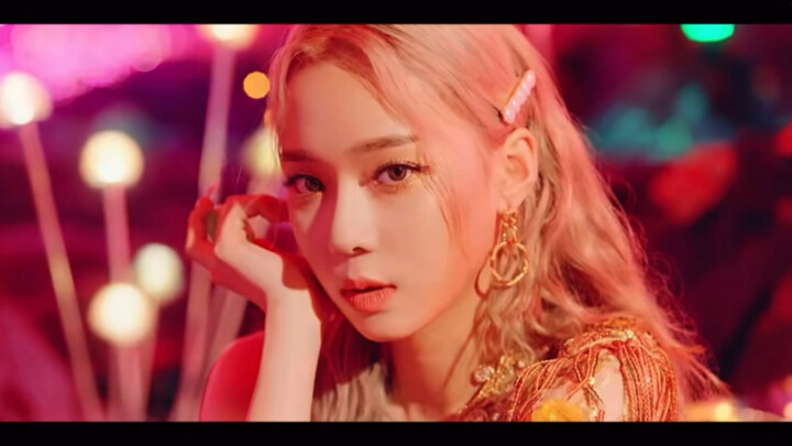 مقاطع دعائية لفيديوهات موسيقية من فرق كيبوب نسائية ترفع الترقب إلى أقصى حد!