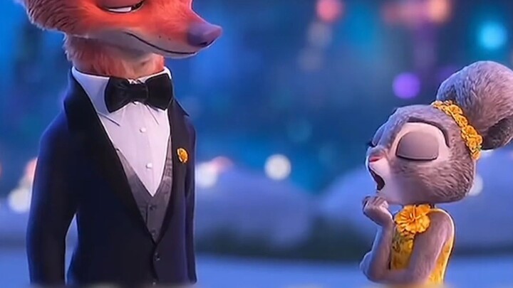 Ham làm đẹp không đồng nghĩa với việc phục tùng tiêu chuẩn thẩm mỹ áp đặt; ủng hộ quyền tự do tạo ki