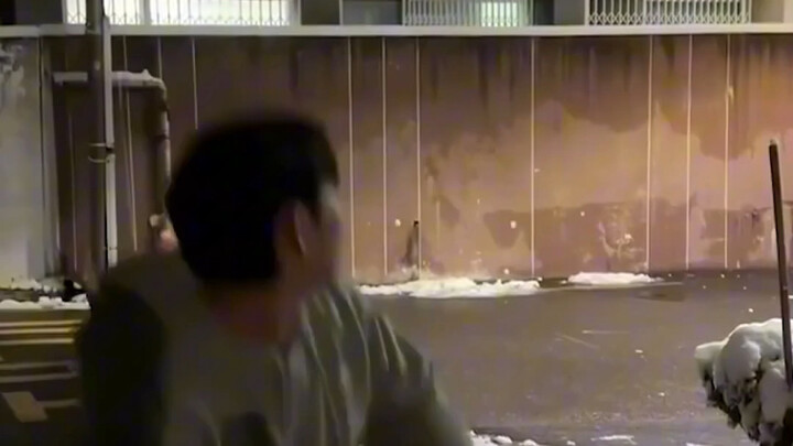 Tại sao lại nói đừng chơi ném bóng tuyết với vận động viên bóng chày? Họ còn có thể ném được quả bón