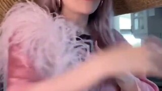 当你有个很抓马的老婆，不管她给你的是惊喜还是惊吓，反正每天多了很多乐趣！