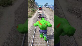 GTA V: GREEN HULK SAVING SHE HULK FROM THOMAS THE TANK ENGINE TRAIN #shorts #thomas #train