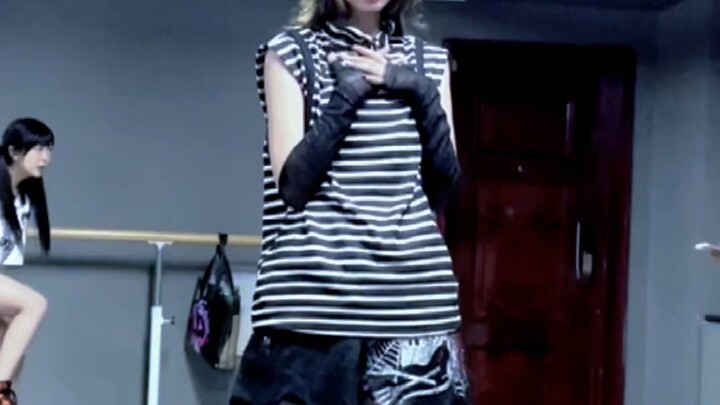 Teacher Jia Yu is the best! (← Original choreography teacher)