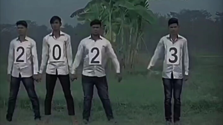 لا بدّ أن ترسل هذا لصديقك ليلة رأس السنة!!