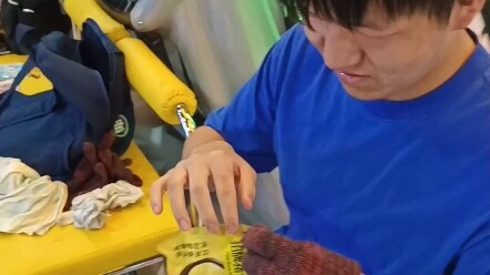 “ไม่ปี้อึ้น ทำอาหารเที่ยงราคาถูก 2: ก้อนแป้งแห้งผลิตในประเทศ” คะแนนบน Douban 7.1