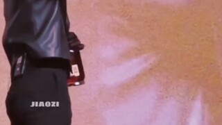 嘉尔很细节，很多中国人会被老外歧视眯眯眼，但是他让他们勇敢展现自己
