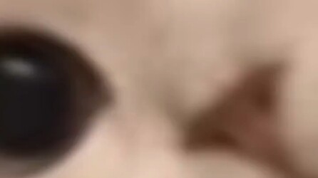 Đứa trẻ: Mẹ ơi, con gợi ý rõ ràng thế này rồi mà