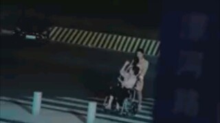 68.  In the previous life, she secretly raised a child for her husband White Moonlight, for 20 years