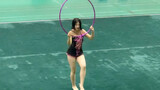 [Dance]An adorable girl performing rhythmic gymnastics