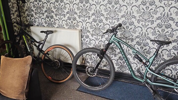 DISCUSSING MY 2 ROCKRIDER BIKES 🚴‍♀️ MY ROCKRIDER AM 700S🥇 & ROCKRIDER AM 100S🥈