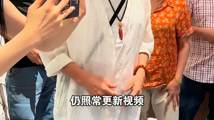 The Truth Behind Liang Xiaolong’s Passing Revealed! He Ate Hot Pot and Practiced Calligraphy on the 