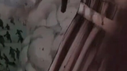 ผ่าพิภพไททัน,เสียงดิน