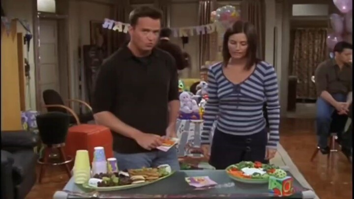 Friends bloopers #friends #bloopers