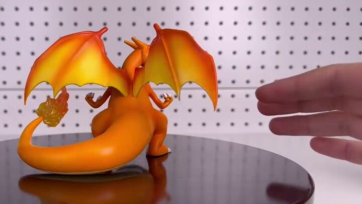 Đánh giá mở hộp phiên bản kép 1/20 Charizard yêu thích hiện tại của tôi, OG Studio Charizard