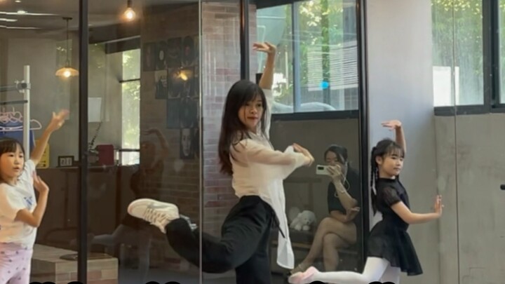 【Gai Gai】Little cute baby? No, it’s a little monkey. Behind the scenes of the rehearsal of "Long Str