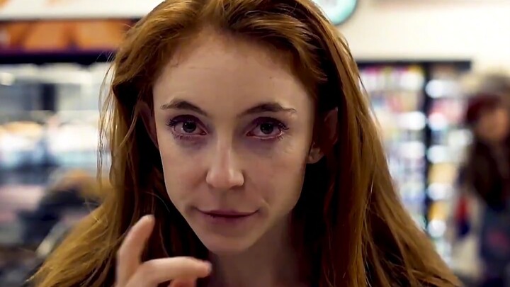 المرأة لم تفعل سوى حركة حلاقة الوجه، ولم يتوقع أحد أنها تستطيع السيطرة على الناس | شرح أفلام ومسلسلا