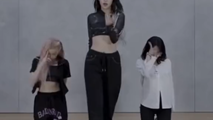 gidle  宋雨琦cover，雨琦dd你真的不怕队长打你吗