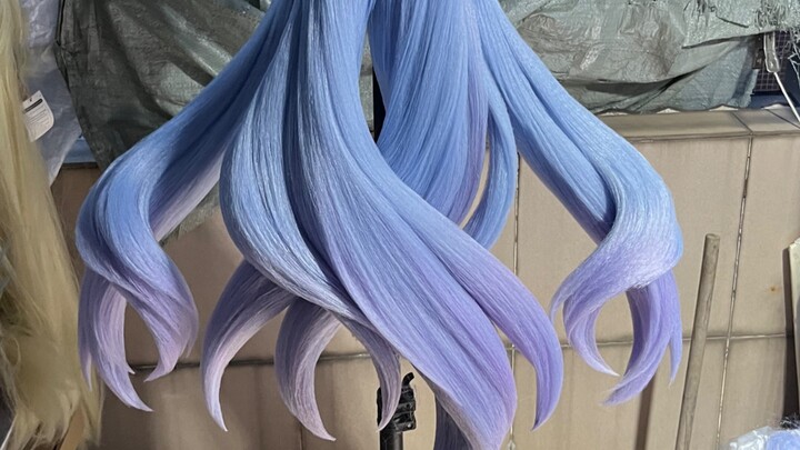 مش عارف إذا هأقدرش ألحق.. بدي أطلّع طائر الزقزاق في أول يوم من معرض المانغا وأعيش إحساس النجمة!