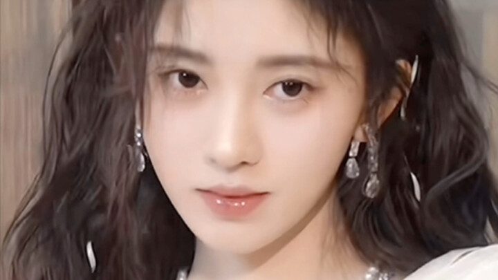 รับรองว่าคุณจะถูกพี่จูทำให้หลงเสน่ห์จนมึนไปเลย