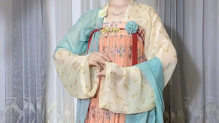 3 วิธีผูกผ้าคลุมไหล่ให้ดูสง่างามที่สุดและไม่หลุด! คุณชอบแบบไหนมากที่สุด?