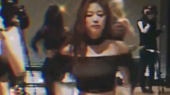 【Jennie】金小妮快回练习室跳舞给我看呜呜呜