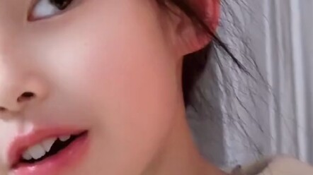 เก๋อเก๋: “วันนี้ฉันน่ารักไหม”