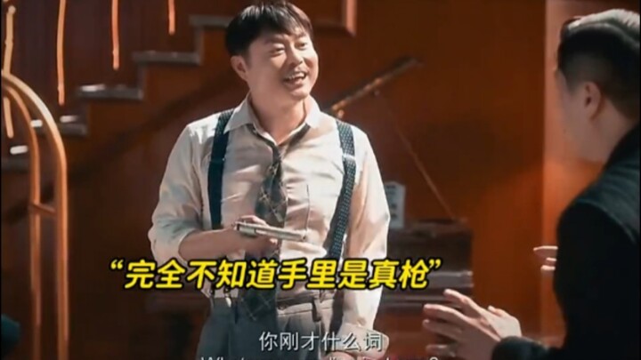 No wonder she’s a seasoned pro—acting without props, and it looks totally real!