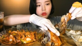 Gà quay, ốc ngọt xào mì sợi, củ cải ăn kèm 5 #amthuc
