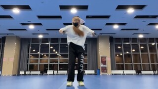 رقصة أصعب من السايرن ظهرت! | يوان بين يعيد تمثيلها على الأرض | رقصة جديدة لرييز توك ساكسى | رئيس الت
