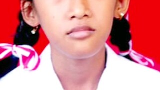 ME AT SCHOOL VS ME AT HOME