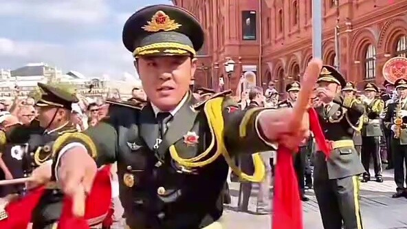 Hello everyone, today's song is "The Political Commissar is Not at Home Today"