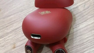 Redmi headphones, but it's Keqing