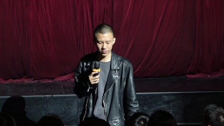 Characteristics of Being a Lifelong Single – Fu Hang Stand-up Comedy