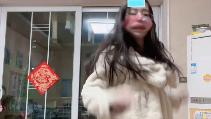 Nhảy ngẫu hứng tại nhà!!! Học xong rồi sao lại quên mất điệu nhảy này...