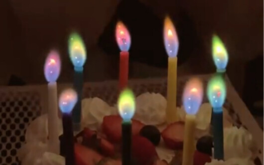 ปีนี้อธิษฐานด้วยอันนี้จะเป็นสีสันไหมนะ? สวยมากเลยจริงๆ คุณผู้ชมทุกท่าน โรแมนติกสุดๆ เลย～