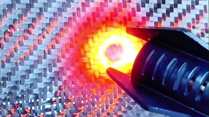 Sợi carbon chịu được lửa trong bao lâu?