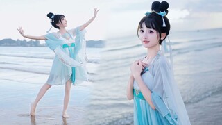 Barefoot Little Emperor by the Seaside—Now Included in the Luxury Beachcombing Package! 🌊 [Original 