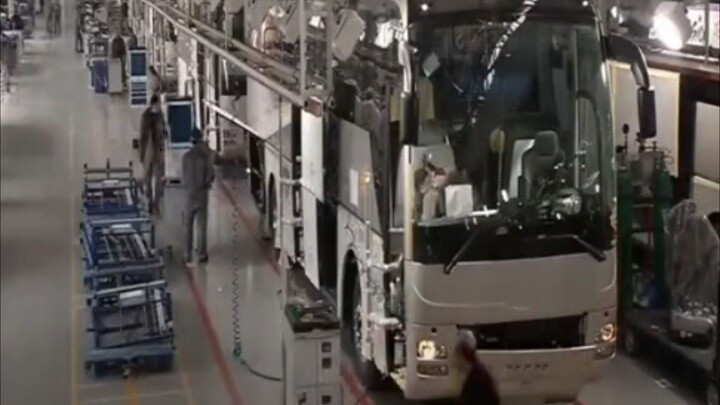 ผลิตรถบัส