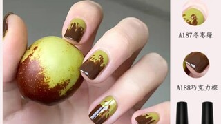 Who can resist such a manicure (◍•ᴗ•◍)