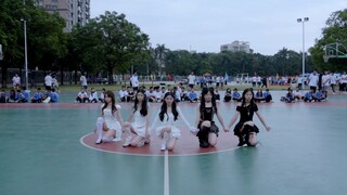 Pertandingan Olahraga 2025. Klub Tari KE. Pertunjukan Flash Mob. illit-Kucing yang Dipinjam