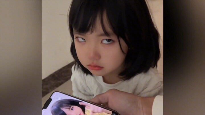 ลูกสาวร้องไห้ไปครึ่งชั่วโมง คุณพ่อหัวไวคว้าคลิปลูกมาเปิด “ใช้หอกโจมตีโล่”