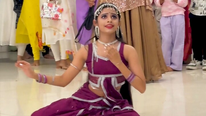 [12-Year-Old Prodigy Indian Dancer] A Pair of Passionate Eyes Speaks Volumes—Bhumika Tiwari (Self-Tr