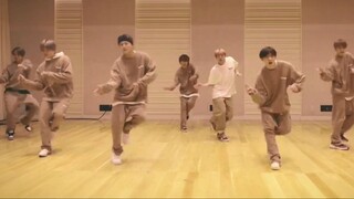 Versi ruang latihan "PLAY BACK"-FANTASTIS dari EXILE TRIBE