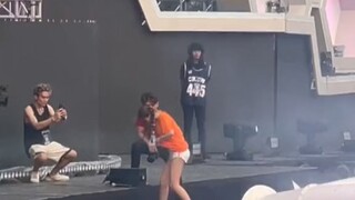 DJ di festival musik