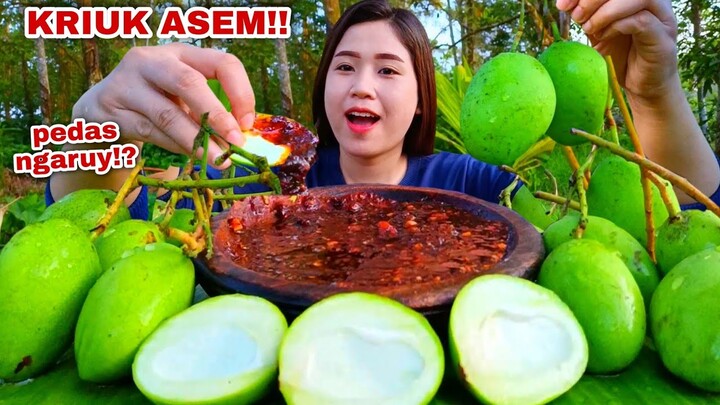 KRIUK ASEM NAGIH⁉️ MAKAN RUJAK MANGGA MUDA SAMBEL PEDAS MANGGA MENTAH SAMBEL RUJAK